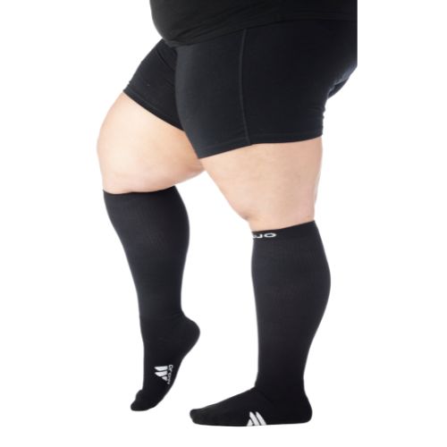 Mojo Knee-High Athletic Compression Socks for Women 15-20mmHg, A106