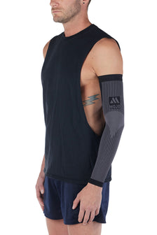Black Lymphedema Compression Arm Sleeve for Men 20-30mmHg, M814